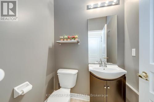 5479 Fudge Terrace, Mississauga, ON - Indoor Photo Showing Bathroom
