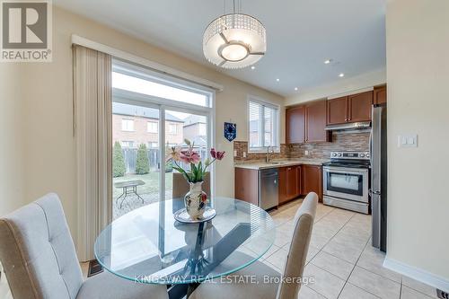 5479 Fudge Terrace, Mississauga, ON - Indoor Photo Showing Dining Room