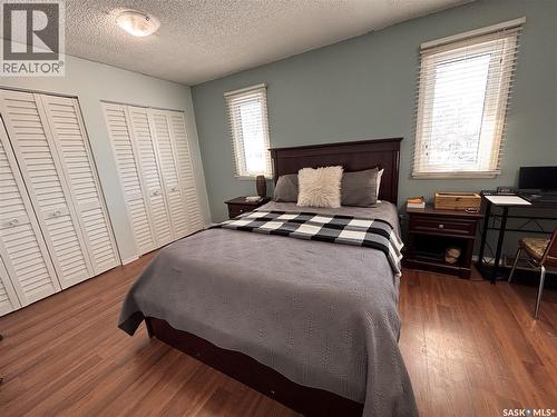 619 2Nd Avenue N, Alsask, SK - Indoor Photo Showing Bedroom