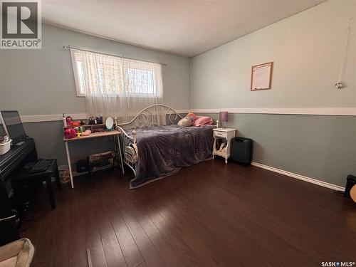 619 2Nd Avenue N, Alsask, SK - Indoor Photo Showing Bedroom