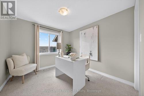102 Edwards Street, Guelph (Grange Road), ON - Indoor Photo Showing Office