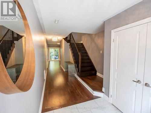 2083 Grange Drive, Mississauga, ON - Indoor Photo Showing Other Room