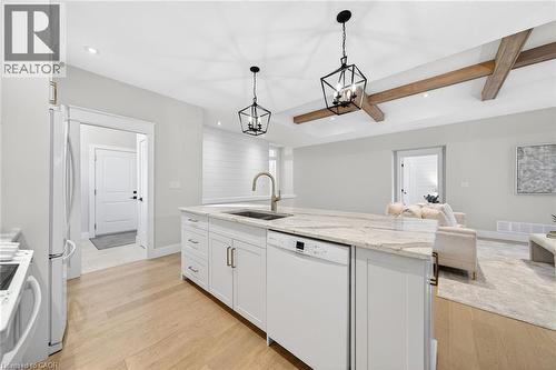 24 Craddock Boulevard Unit# 23, Jarvis, ON - Indoor Photo Showing Kitchen