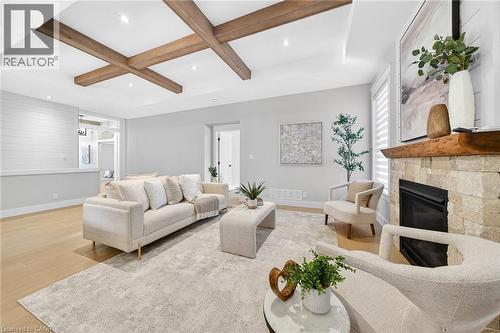24 Craddock Boulevard Unit# 23, Jarvis, ON - Indoor Photo Showing Living Room With Fireplace