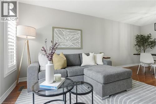 5137 Dryden Avenue, Burlington, ON - Indoor Photo Showing Other Room