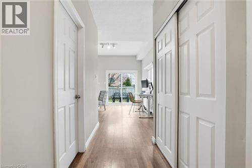 5137 Dryden Avenue, Burlington, ON - Indoor Photo Showing Other Room