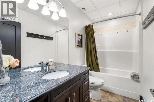 7 Pape Drive, Humboldt Lake, SK - Indoor Photo Showing Bathroom