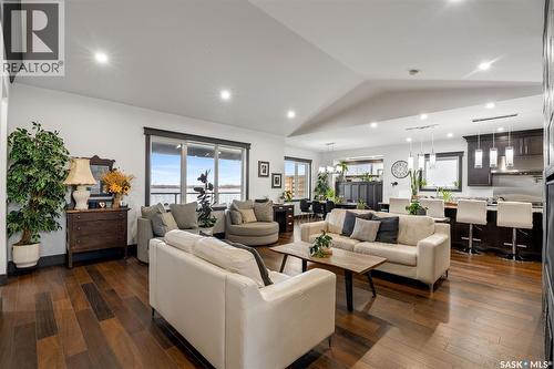 7 Pape Drive, Humboldt Lake, SK - Indoor Photo Showing Living Room
