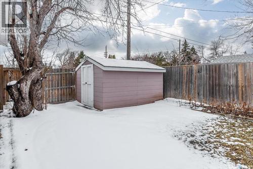 3718 Argyle Road, Regina, SK - Outdoor