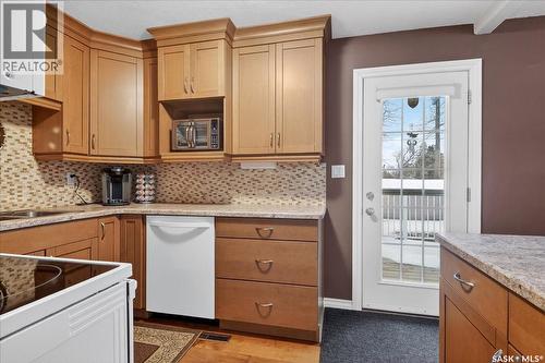 3718 Argyle Road, Regina, SK - Indoor Photo Showing Kitchen