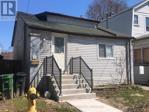 21 EASTDALE AVENUE  Toronto, ON M4C 4Z8