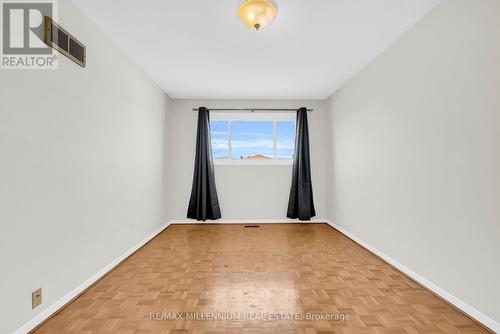 20 Kesteven Crescent, Brampton, ON - Indoor Photo Showing Other Room