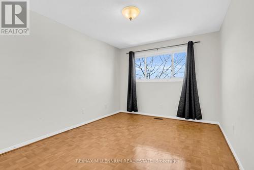 20 Kesteven Crescent, Brampton, ON - Indoor Photo Showing Other Room