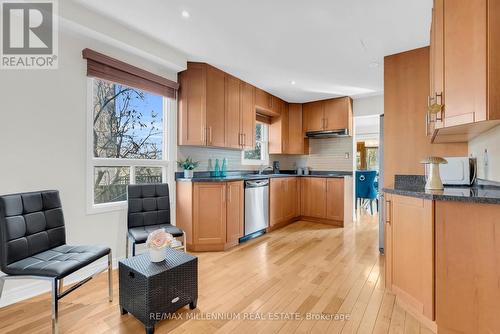 20 Kesteven Crescent, Brampton, ON - Indoor Photo Showing Kitchen