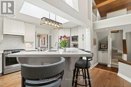 2119 Paisley Avenue, Burlington, ON - Indoor Photo Showing Kitchen With Stainless Steel Kitchen With Upgraded Kitchen