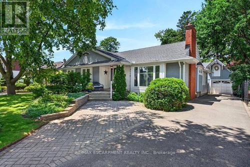 2119 PAISLEY AVENUE  Burlington, ON L7R 1W1