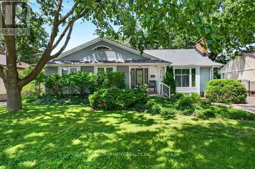 2119 Paisley Avenue, Burlington, ON - Outdoor