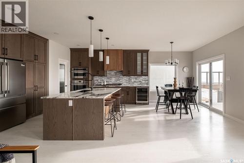 3748 Gee Crescent, Regina, SK - Indoor Photo Showing Kitchen With Upgraded Kitchen