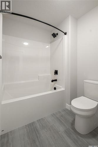 3748 Gee Crescent, Regina, SK - Indoor Photo Showing Bathroom