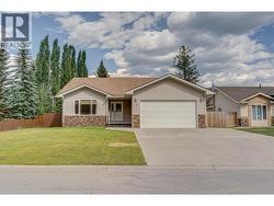 5 CALEDONIA Place Elkford, BC V0B 1H0