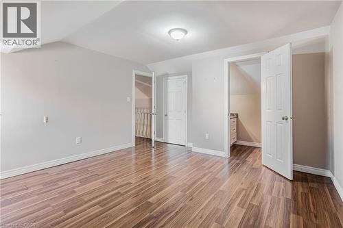 20 East 27Th Street, Hamilton, ON - Indoor Photo Showing Other Room