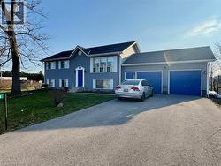 13 HAWTREY Road Delhi, ON N4B 2W5