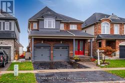 31 BUXTON LANE Clarington, ON L1C 0J9
