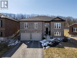 51 HUNTER AVENUE Tay, ON L0K 2A0