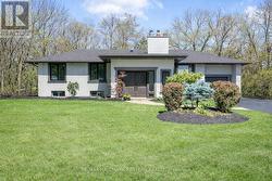 6 WELLER CRESCENT  Peterborough (Monaghan Ward 2), ON K9J 6J5