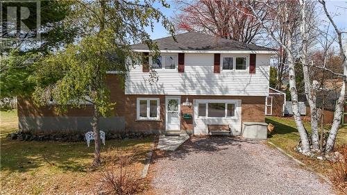 1618 Canterbury Street  Sudbury, ON P3A 1J2