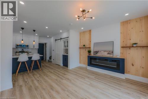 91 Princess Street, Hamilton, ON - Indoor With Fireplace