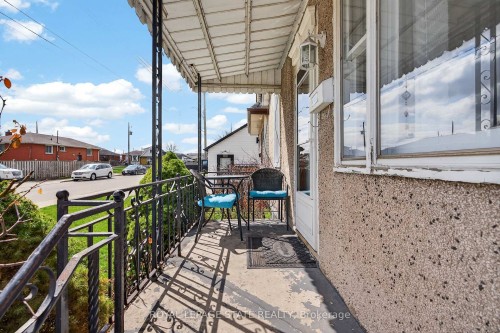 663 Tate Avenue, Hamilton, ON - Outdoor