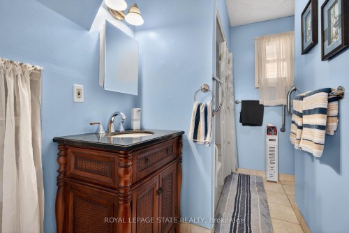 663 Tate Avenue, Hamilton, ON - Indoor