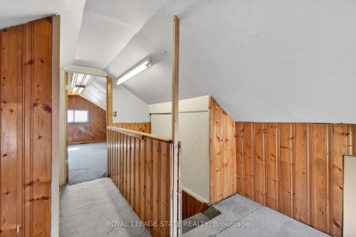 663 Tate Avenue, Hamilton, ON - Indoor Photo Showing Other Room