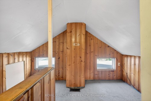 663 Tate Avenue, Hamilton, ON - Indoor Photo Showing Other Room