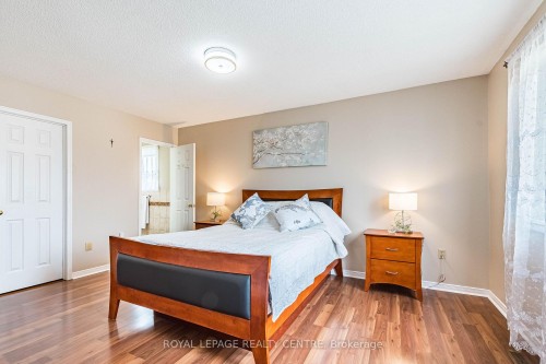 3026 Dalehurst Drive, Mississauga, ON - Indoor Photo Showing Bedroom