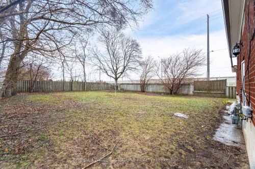 2015 Stanfield Road, Mississauga, ON - Outdoor