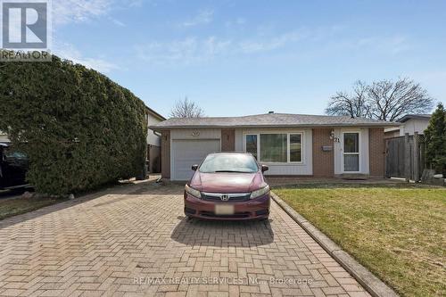 21 WILLIS DRIVE  Brampton, ON L6W 1A8