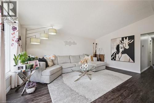 127 Kingswood Drive, Kitchener, ON - Indoor Photo Showing Living Room