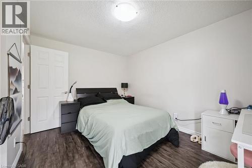 127 Kingswood Drive, Kitchener, ON - Indoor Photo Showing Bedroom