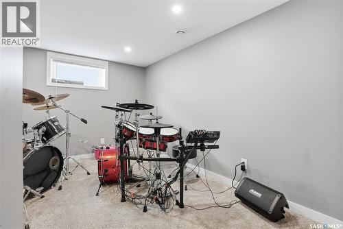 15 Stewart Avenue, Saskatoon, SK - Indoor