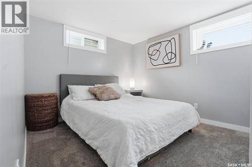 15 Stewart Avenue, Saskatoon, SK - Indoor Photo Showing Bedroom