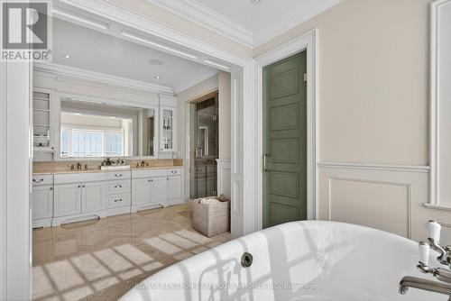 76 Arjay Crescent, Toronto, ON - Indoor Photo Showing Bathroom