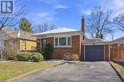 213 FRANKLIN AVENUE Toronto, ON M2N 1C8