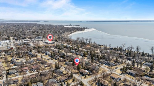 Nearby - 160 Hampshire Road, Beaconsfield, QC - Outdoor With Body Of Water With View