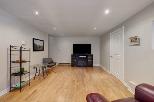 Salle familiale - 2525  - 2535 Av. D'Athènes, Brossard, QC - Indoor Photo Showing Other Room