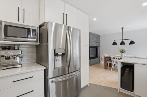 Cuisine - 45 Rue De L'Orbite, Gatineau (Hull), QC - Indoor Photo Showing Kitchen With Upgraded Kitchen