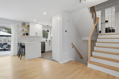 Escalier - 45 Rue De L'Orbite, Gatineau (Hull), QC - Indoor