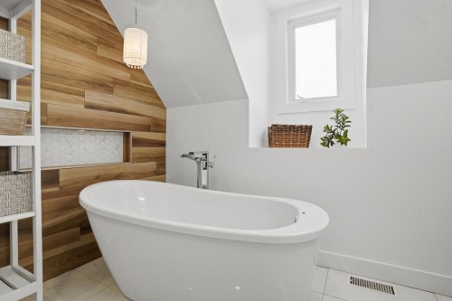 Salle de bains - 45 Rue De L'Orbite, Gatineau (Hull), QC - Indoor Photo Showing Bathroom