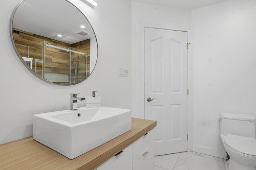 Salle de bains - 45 Rue De L'Orbite, Gatineau (Hull), QC - Indoor Photo Showing Bathroom